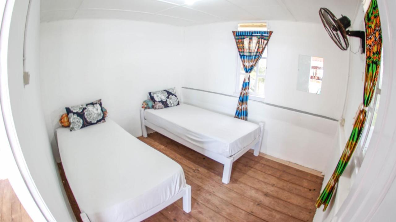 Nias Surf Stay Lagudri Экстерьер фото
